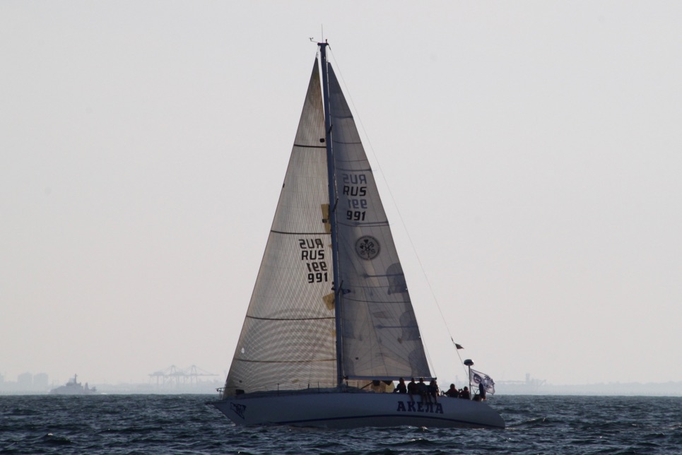 Akela crossing the startline in Constanta