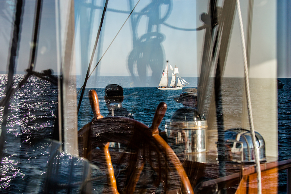 tall ship blue clipper