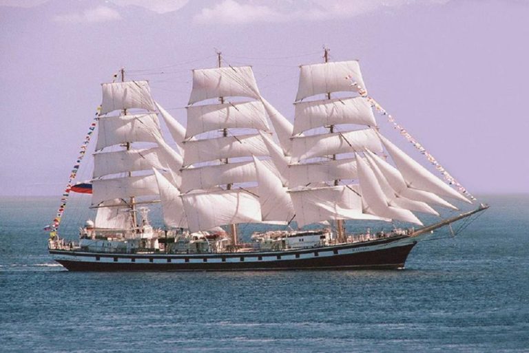 tall ship pallada