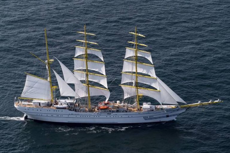 tall ship bima suci